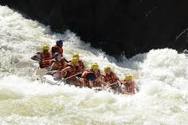 Rafting Team Adventure
